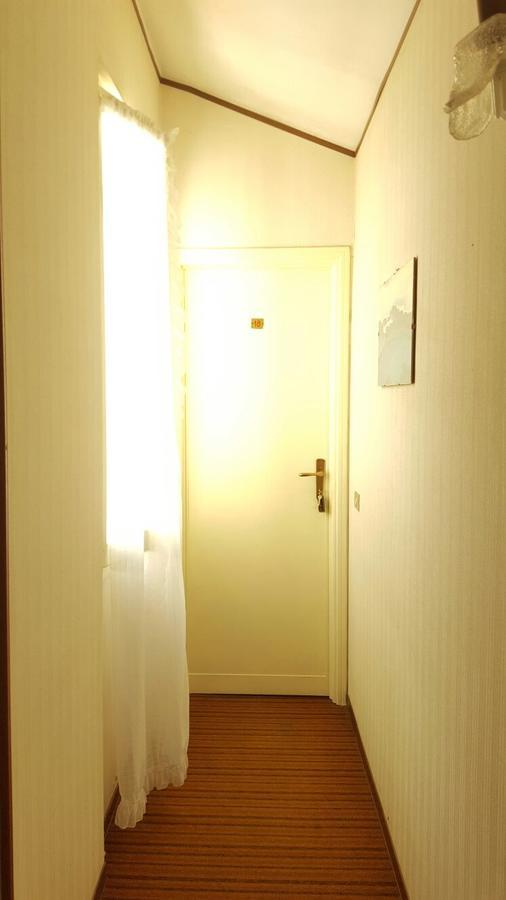 Albergo Savoia Ospedaletti Zewnętrze zdjęcie